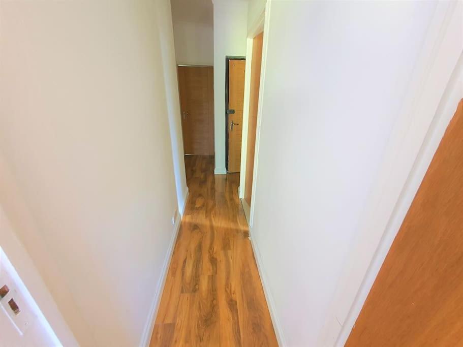 2 Bedroom Flat - Travel Direct To Heathrow/Central Londra Exterior foto