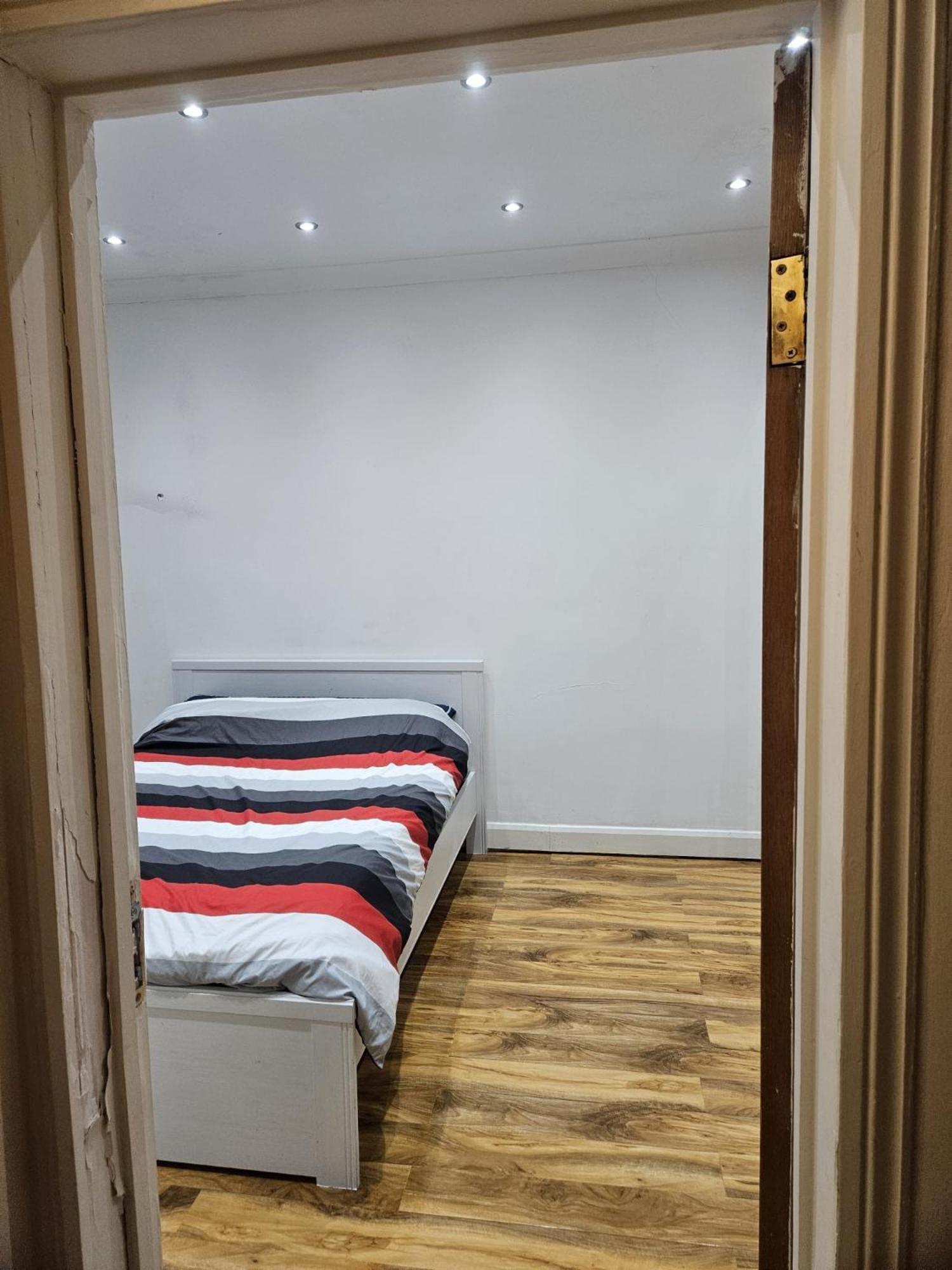 2 Bedroom Flat - Travel Direct To Heathrow/Central Londra Exterior foto